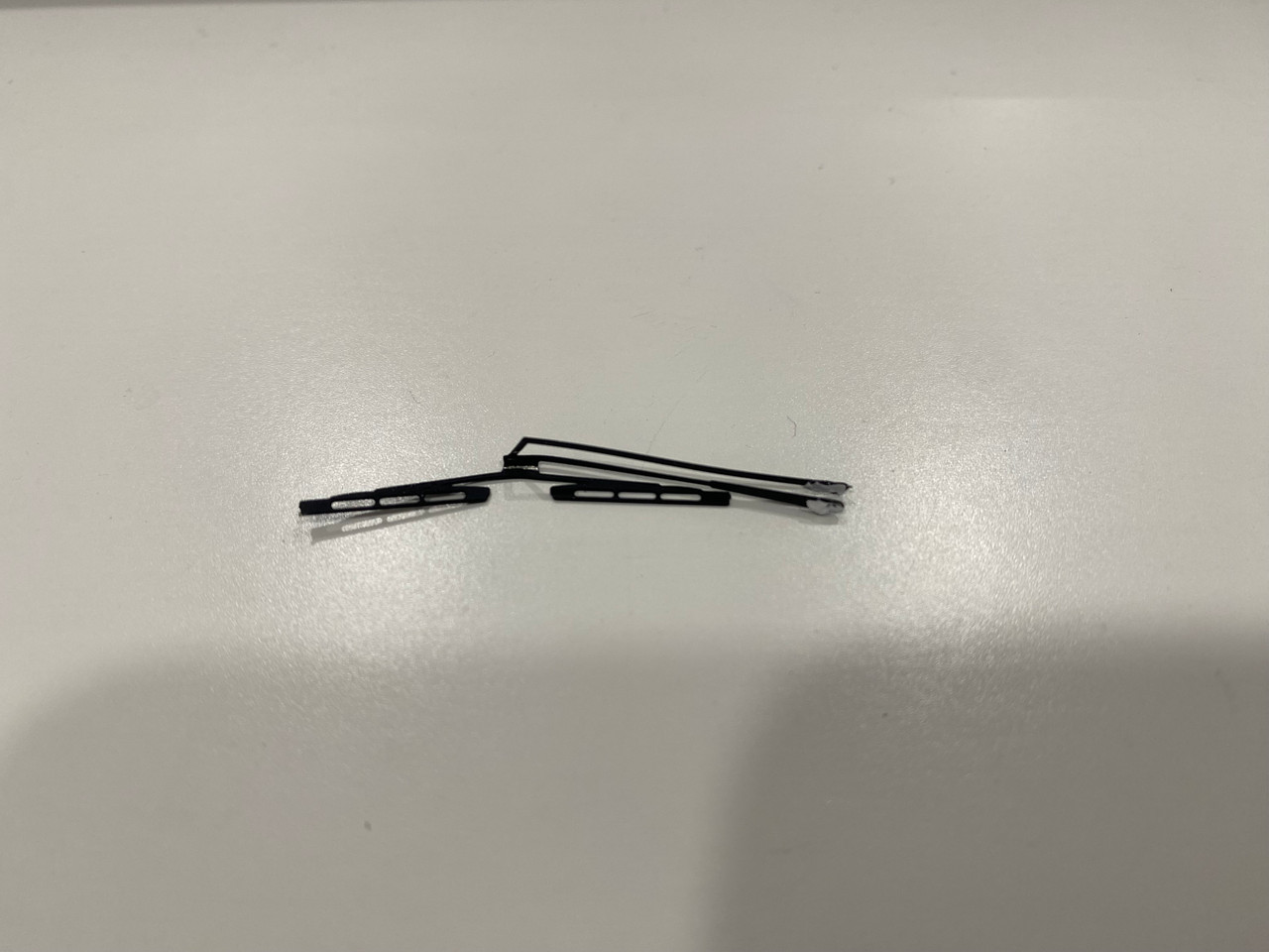 DEFECT AS-IS 1/18 Spark Porsche 917 K No.23 Winner 24H Le Mans 1970 R. Attwood - H. Herrmann Car Model