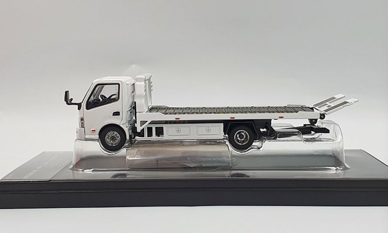 1/64 GCD Hino 300 Tow Truck (White) Diecast Car Model