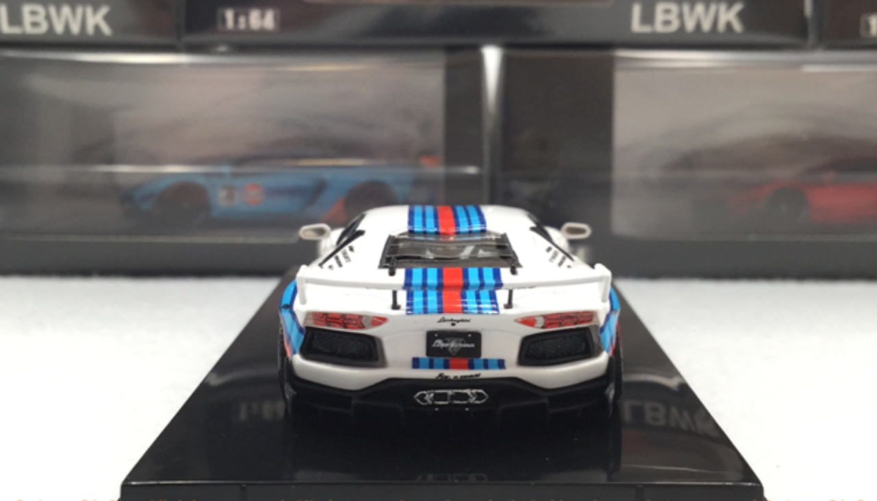 1/64 LBWK LB works Aventador 2.0 Martini w/ Kato's San Figure Diecast Car Model