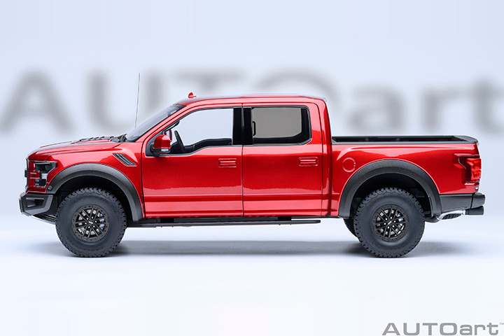 1/18 AUTOart 2019 Ford F-150 Raptor Supercrew (Ruby Red) Car Model