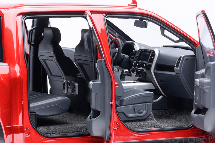 1/18 AUTOart 2019 Ford F-150 Raptor Supercrew (Ruby Red) Car Model