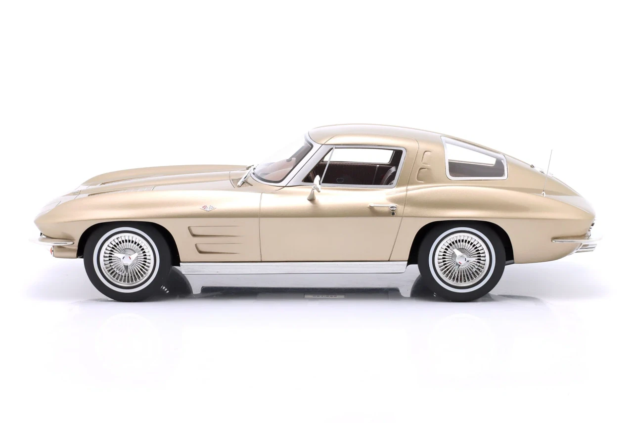 1/12 GT Spirit 1963 Chevrolet Corvette C2 (Saddle Tan) Car Model