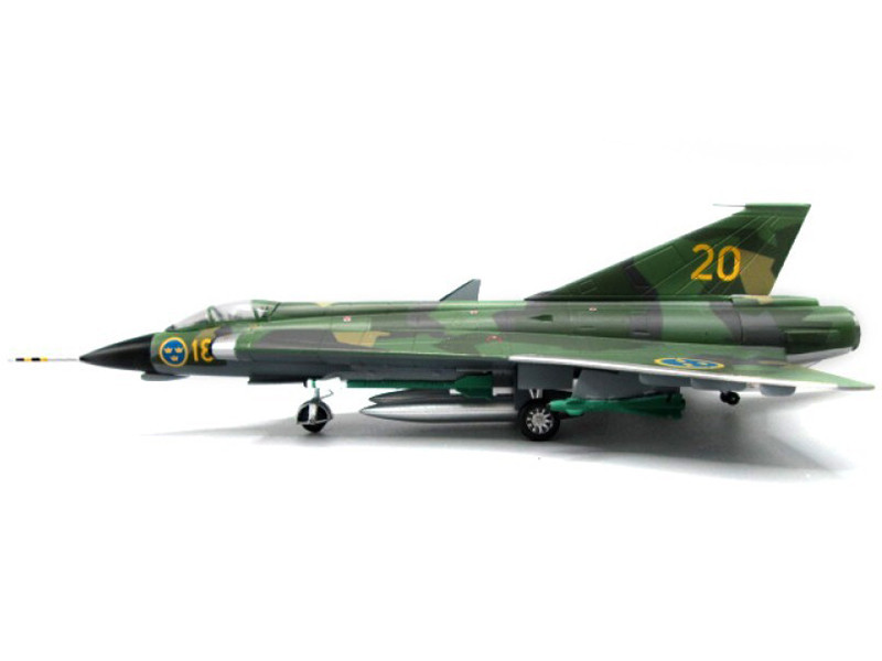 Saab J35J Draken Fighter Aircraft "Splinter Camouflage Scheme F 18 Sodertorn Wing" (1972) Swedish Air Force 1/72 Diecast Model Airplane by Aviation 72