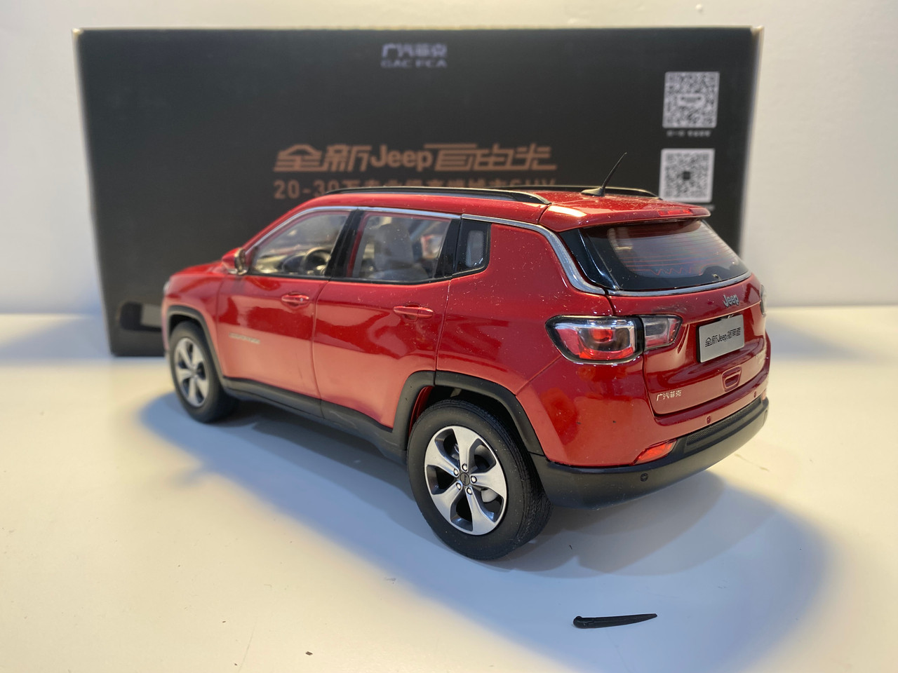 AS-IS 1/18 Dealer Edition Jeep Compass (Red) Diecast Car Model