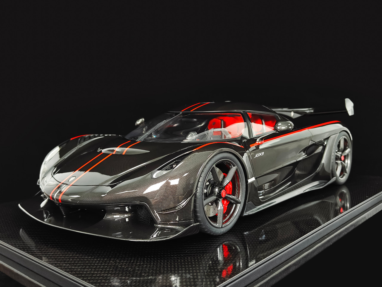 1/8 Frontiart Koenigsegg Jesko 7395 Clear Carbon Black Car Model Limited 30 Pieces