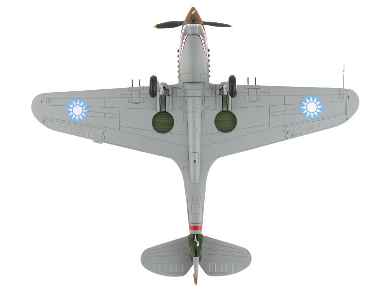 Curtiss P-40B Hawk 81-A2 Fighter-Bomber Aircraft "No.77 Robert Smith 3rd Pursuit Squadron" (1941) American Volunteer Group in China "Air Power Series" 1/48 Diecast Model by Hobby Master