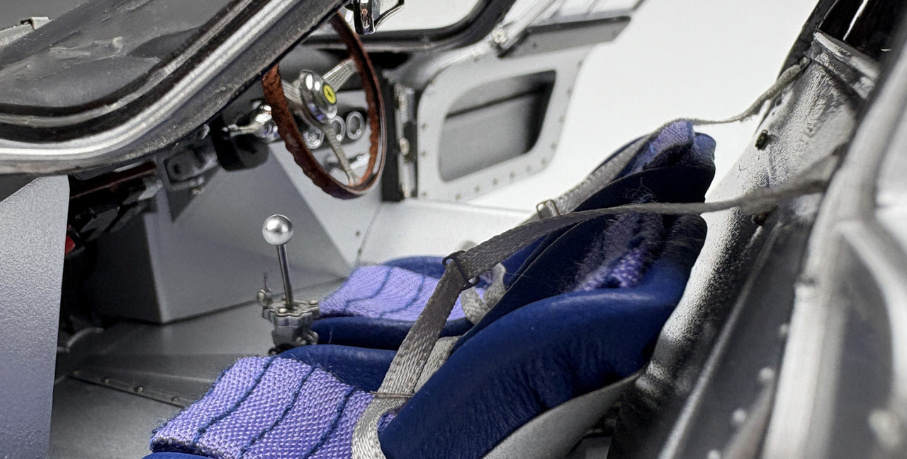 1/18 CMC 1964 Ferrari 250 LM #90 3rd Nassau Tourist Trophy Scuderia Bear Bob Grossmann Diecast Car Model