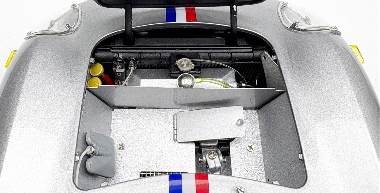 1/18 CMC 1964 Ferrari 250 LM #90 3rd Nassau Tourist Trophy Scuderia Bear Bob Grossmann Diecast Car Model