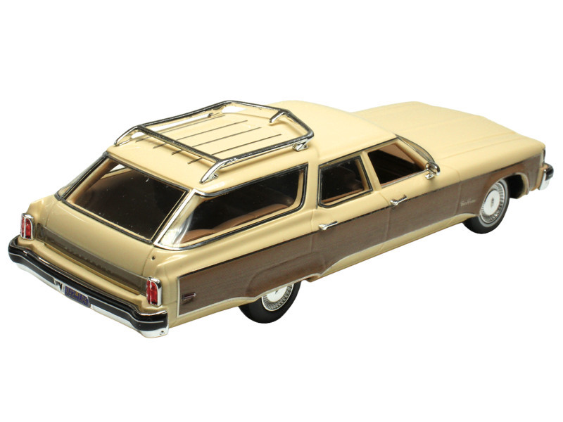 1976 Oldsmobile Custom Cruiser Cream Gold with Woodgrain Sides Limited Edition to 200 pieces Worldwide 1/43 Model Car by Goldvarg Collection