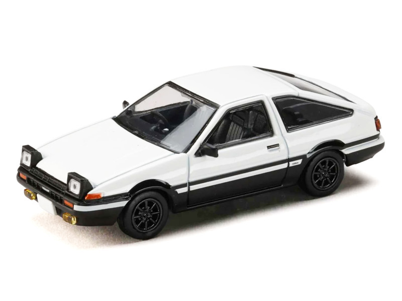 1/64 Hobby Japan Initial D Diorama Set Series Toyota Sprinter Trueno (AE86) Initial D Takumi Fujiwara Vs Takeshi Nakazato Diecast Car Model with Collector Card