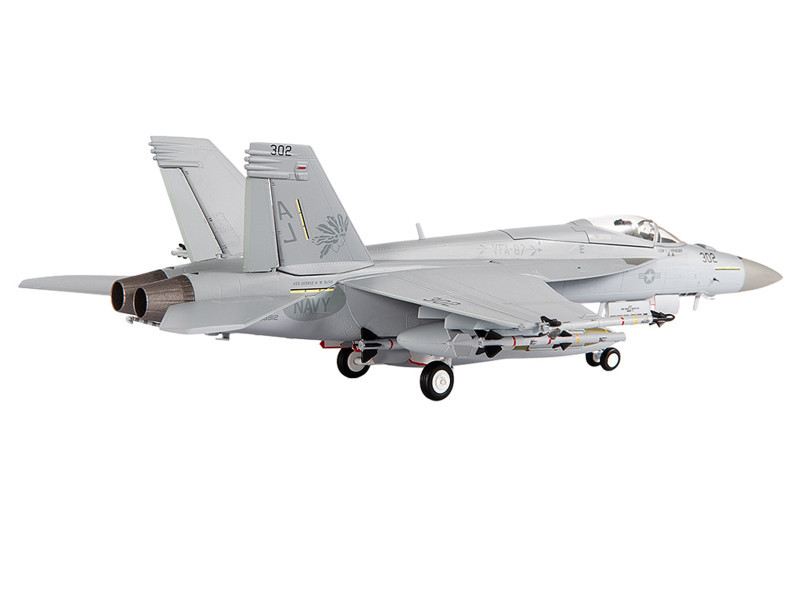 Boeing F/A-18E Super Hornet Aircraft "VFA-87 Golden Warriors USS George H. W. Bush" (2017) United States Navy 1/72 Diecast Model by JC Wings