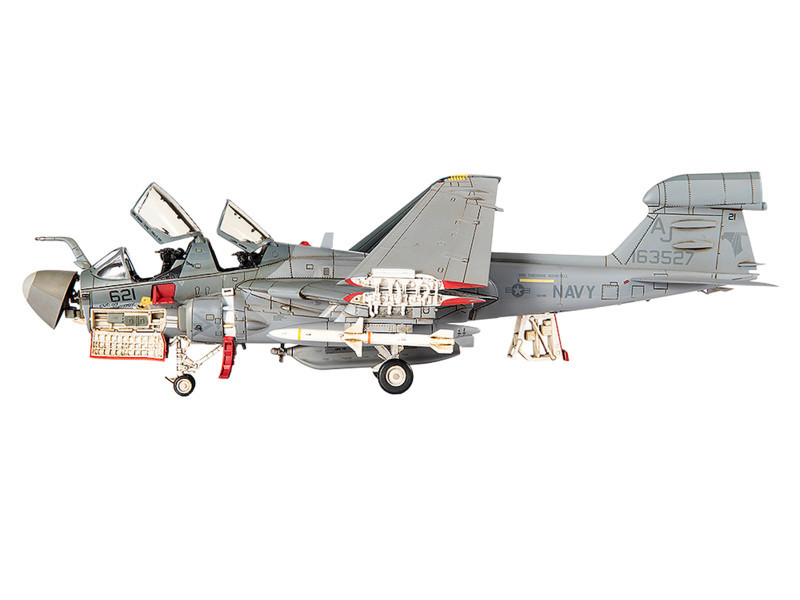 Grumman EA-6B Prowler Attack Aircraft "VAQ-141 Shadowhawks Desert Storm" (1991) United States Navy 1/72 Diecast Model by JC Wings