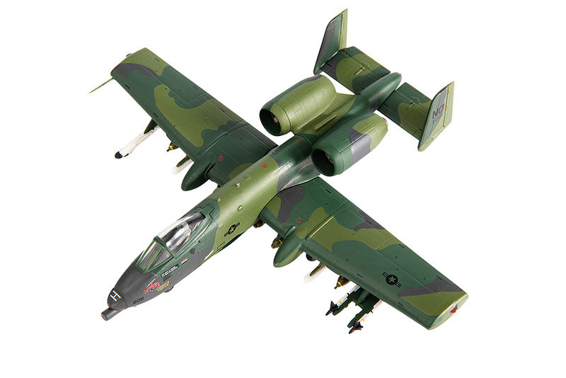 Fairchild Republic A-10 Thunderbolt II Attack Aircraft "23rd Tactical Fighter Wing 706th Fighter Squadron Operation Desert Storm" (1991) United States Air Force 1/144 Diecast Model by JC Wings