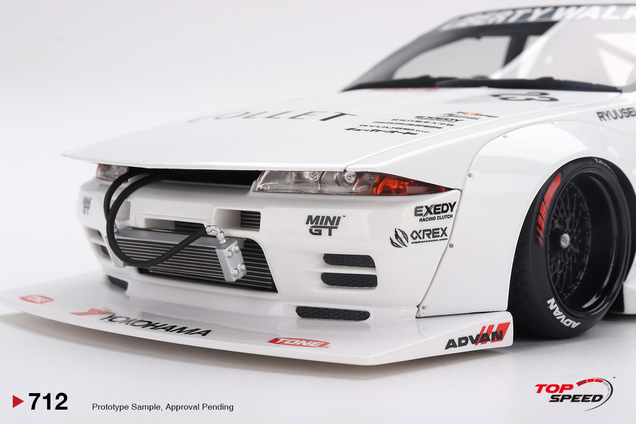 未展示品TOP SPEED1/18LB-ワークス GT スカイライン GT-R 1/18 Top Speed Nissan Skyline GT-R (R32) Kaido Works LB-Hinomaru