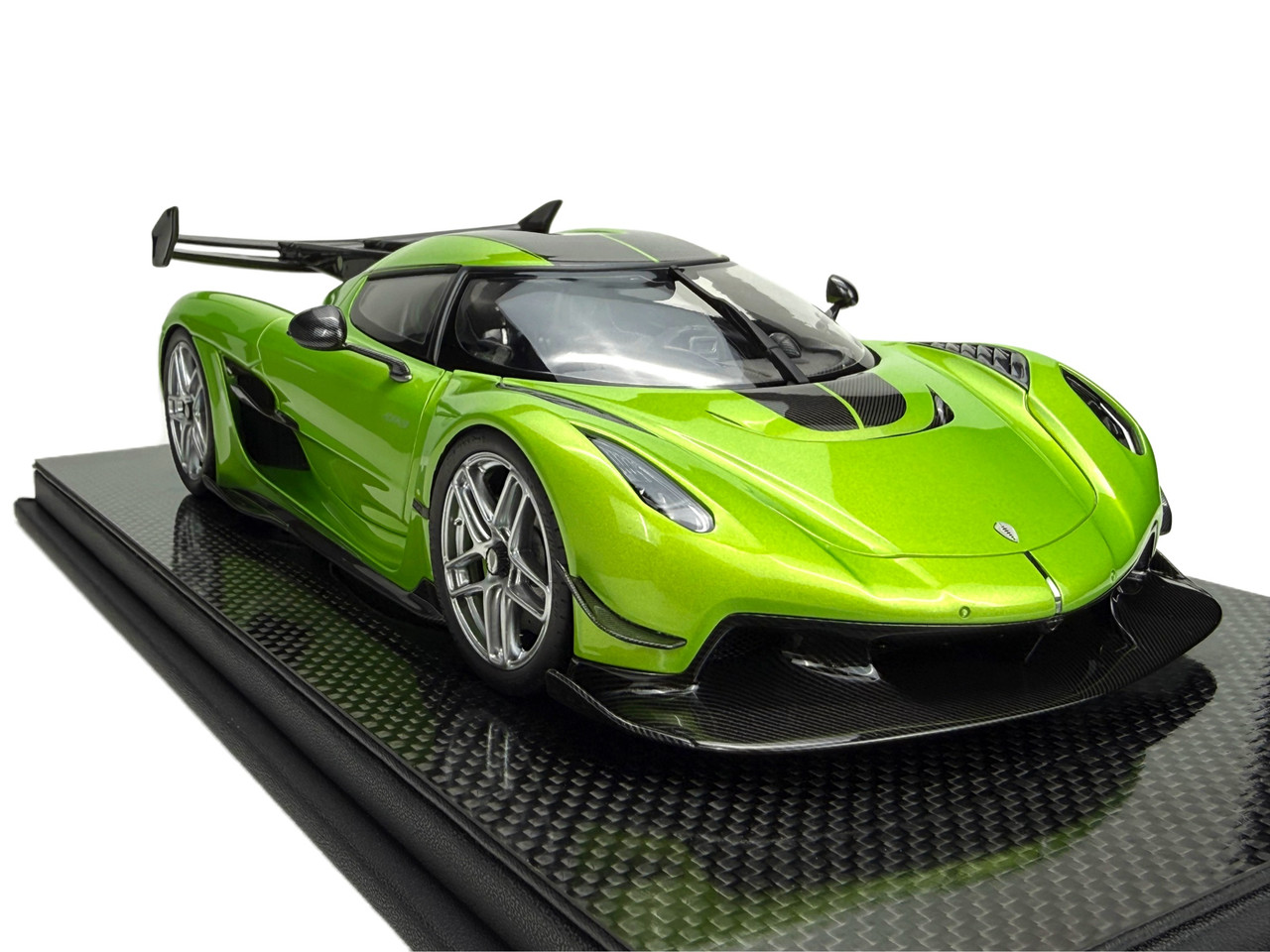 1/18 Frontiart Koenigsegg Jesko (Jesko Green) Car Model Limited 100 Pieces