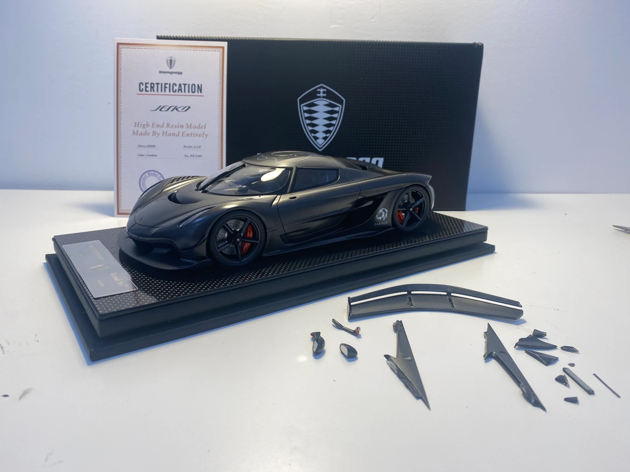 DAMAGED AS-IS 1/18 Frontiart Koenigsegg Jesko 7286 Carbon Black Car Model