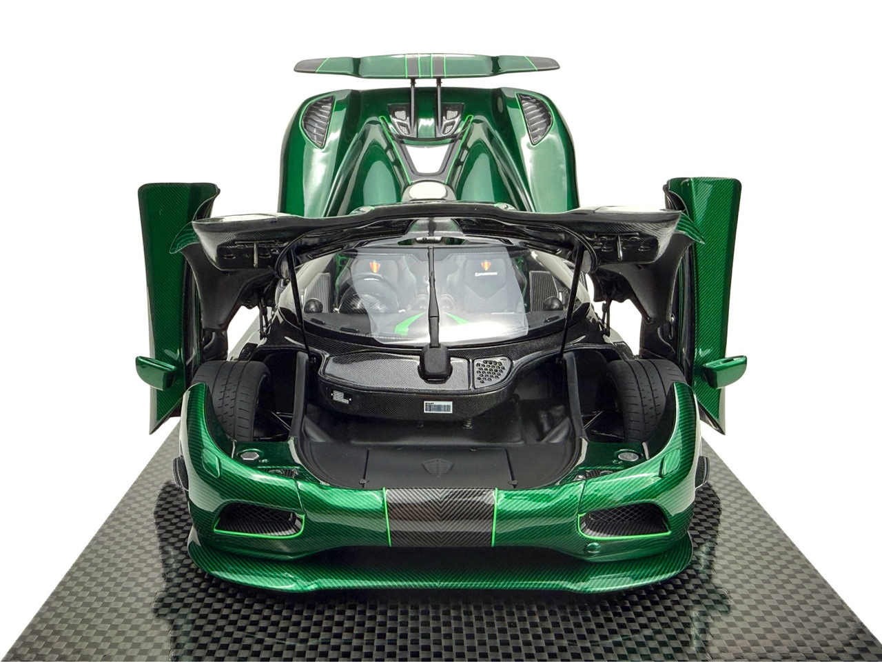 は 1/18 Frontiart Koenigsegg Agera S Goblin Green Carbon Full Open