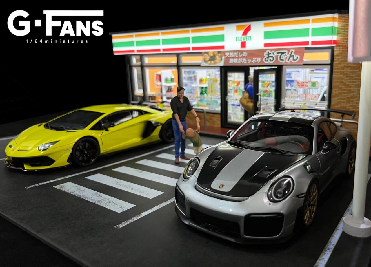 DAMAGED AS-IS 1/18 G-Fans 711 7-Eleven 7-11 Diorama with LED 4-Car Spot (Car models and Figures NOT included)