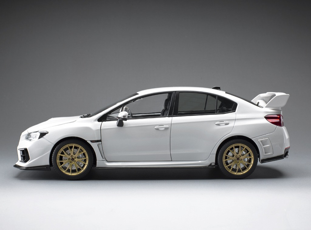 1/18 Sunstar Subaru WRX STI EJ20 Final Edition (White Pearl