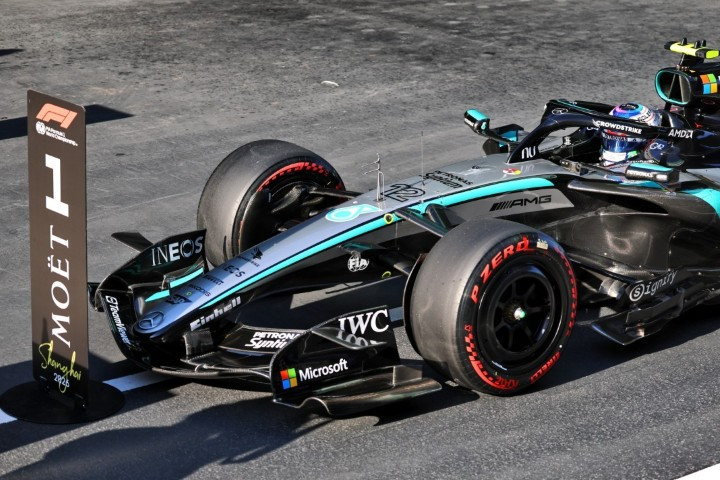 1/43 Minichamps 2026 Formula 1 Mercedes-AMG Petronas F1 Team W17