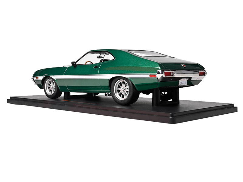TORI 1972 Ford Gran Torino Sport 2-Door Green Metallic with White
