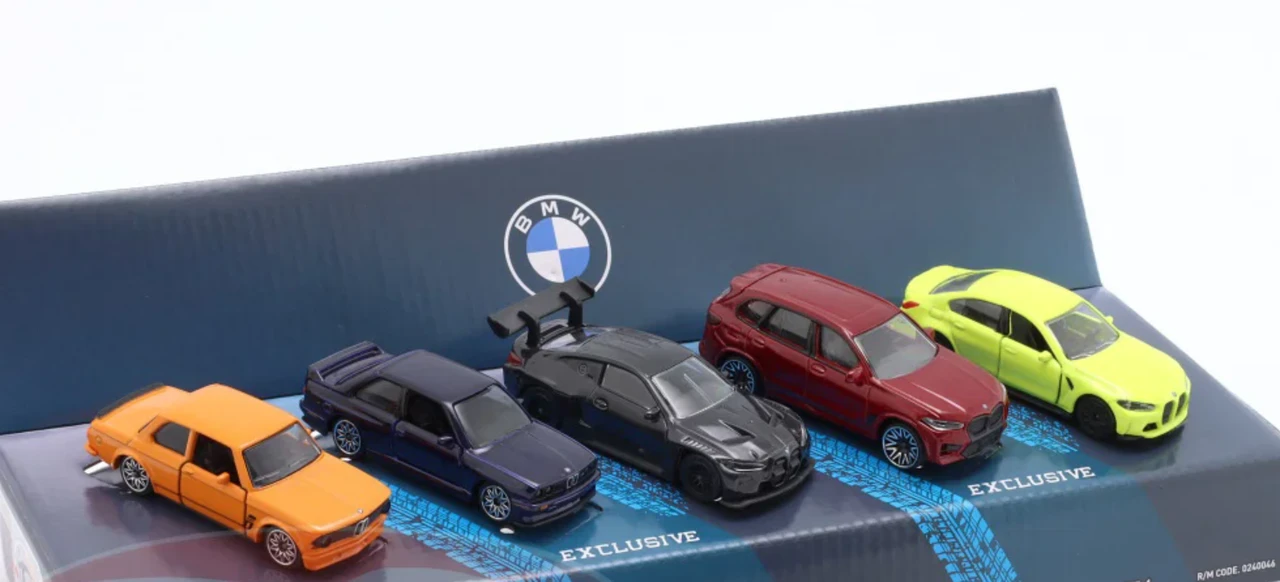 1/64 Majorette 5-Car BMW Gift Set