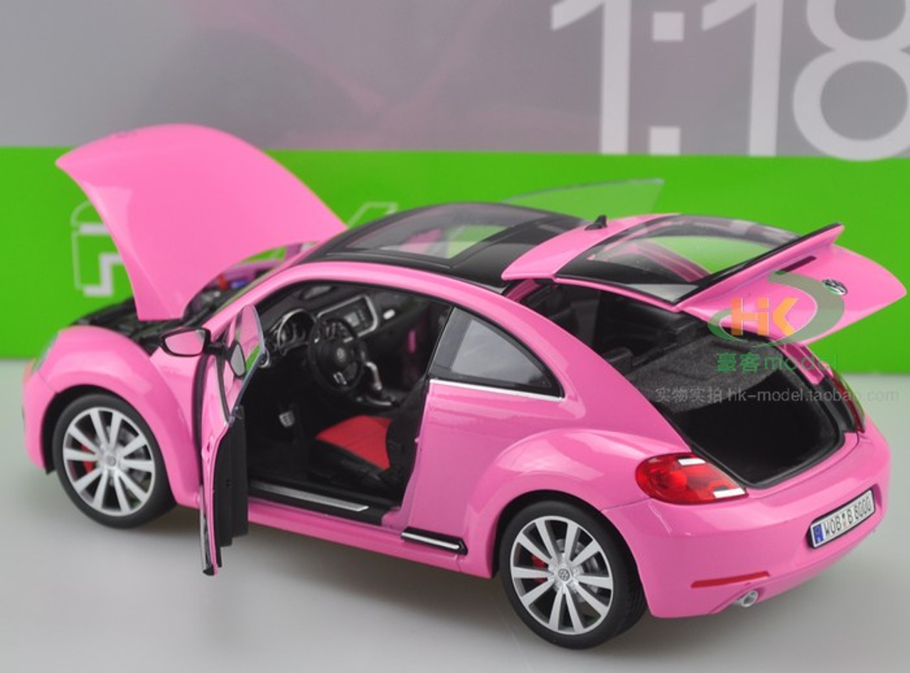 1/18 Volkswagen VW Beetle (Pink) Diecast Car Model