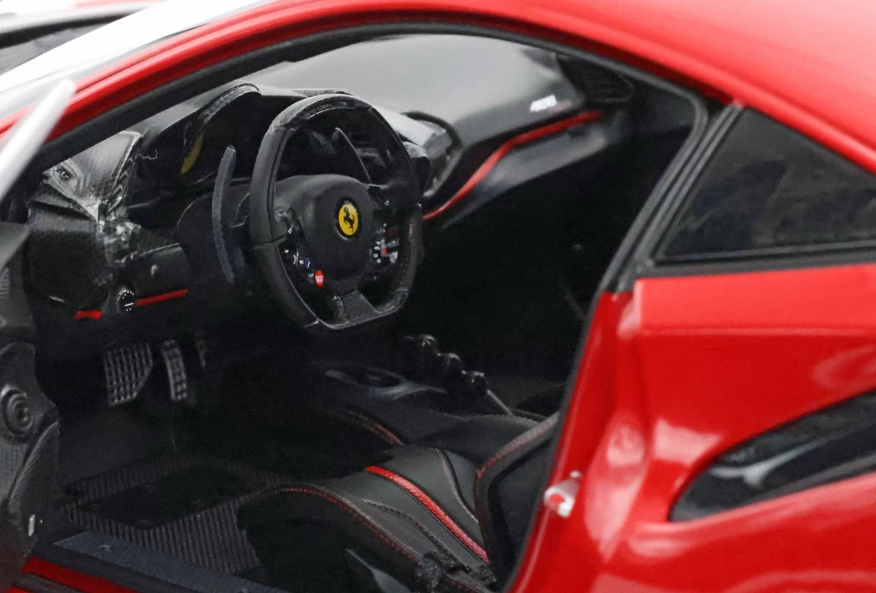 1/18 BBR Ferrari 488 Pista (Rosso Corsa Red) Full Open Diecast Car Model with Standard Package