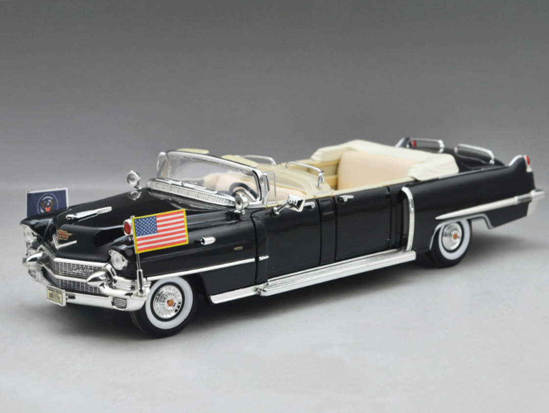 OPEN BOX LITTLE DUSTY AS-IS 1/24 Yatming 1956 Cadillac Presidential Parade Car Diecast Car Model