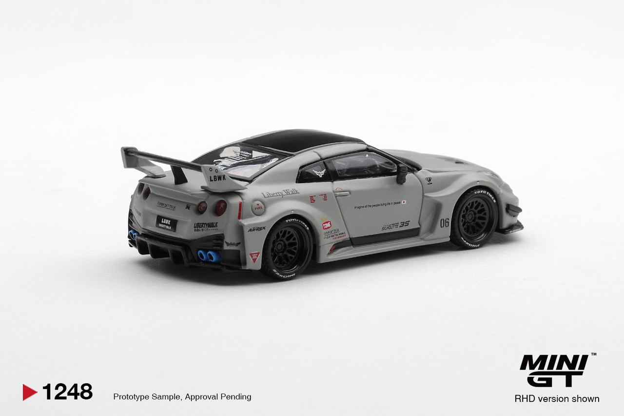 1/64 Mini GT Nissan Skyline GT-R R35 NISSAN LB-Silhouette WORKS GT