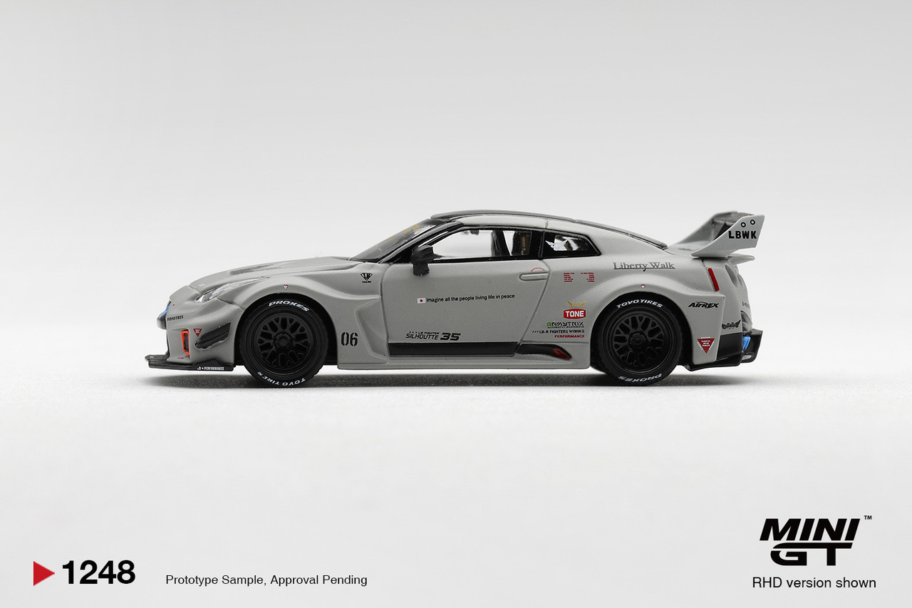 1/64 Mini GT Nissan Skyline GT-R R35 NISSAN LB-Silhouette WORKS GT 35GT-RR Ver.1 (Matt Grey) Diecast Car Model