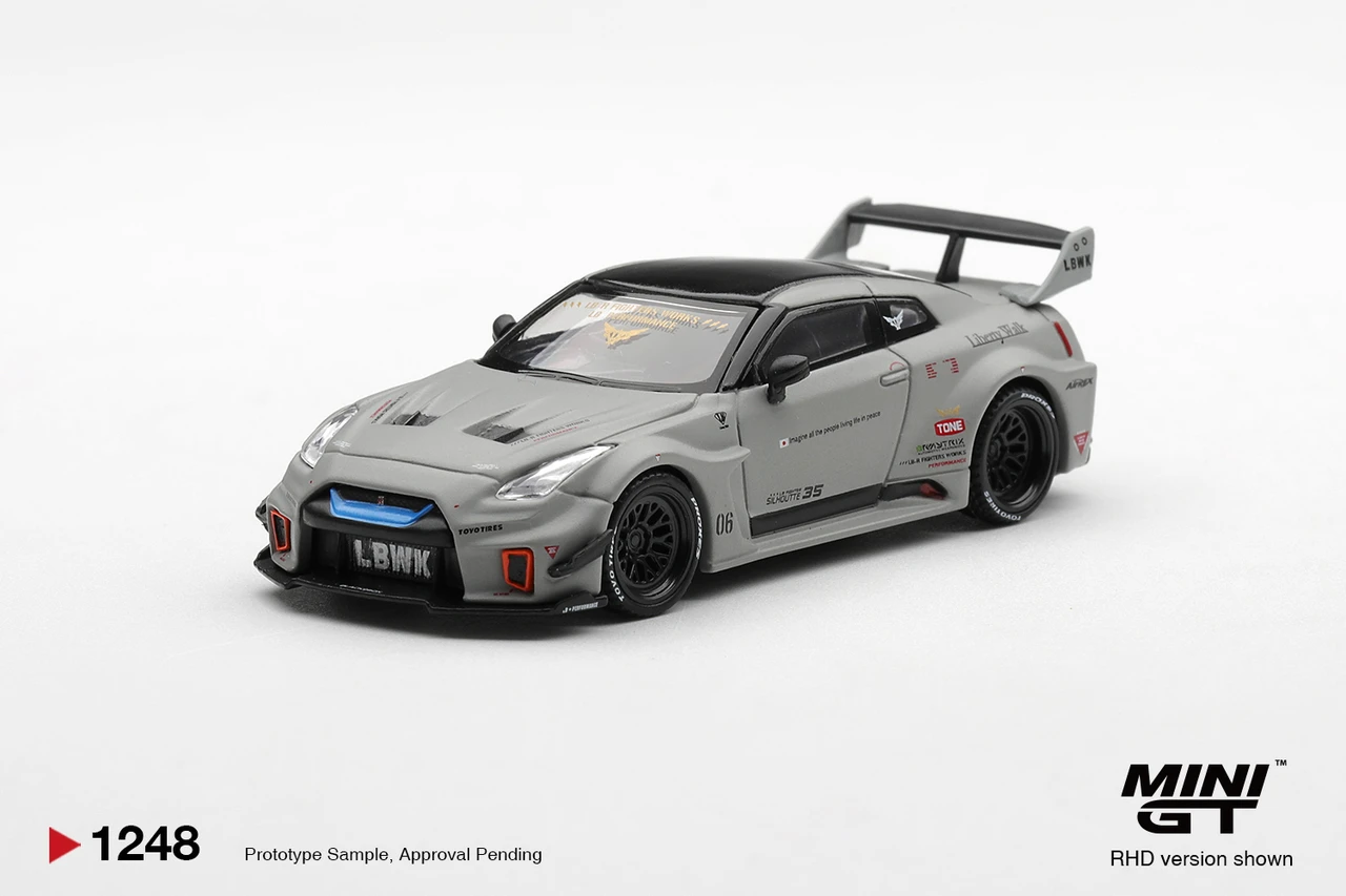 1/64 Mini GT Nissan Skyline GT-R R35 NISSAN LB-Silhouette WORKS GT