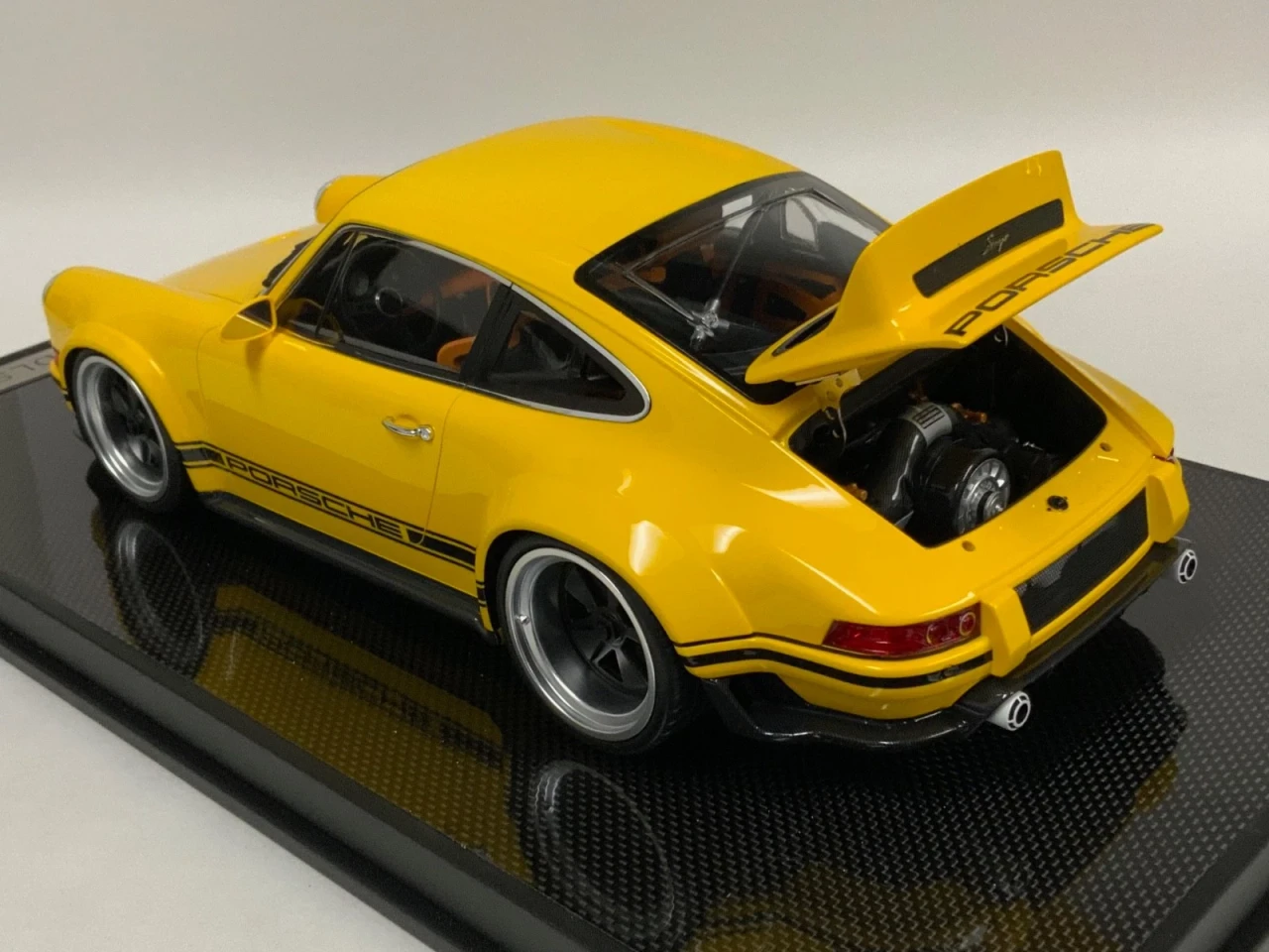 1/12 Ivy Porsche 911 964 Singer DLS (Yellow) Car Model with Opening Rear Bonnet Limited 40 Pieces