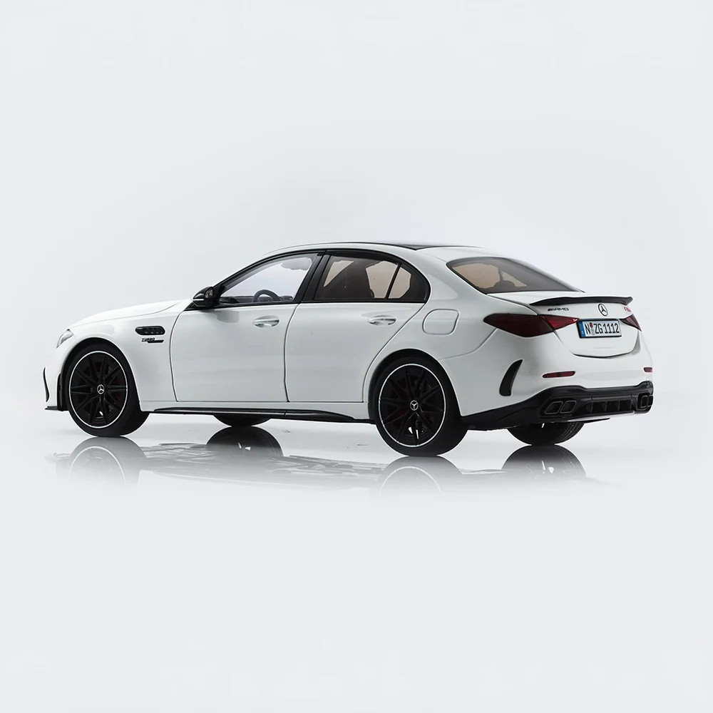 1/18 NZG Mercedes-AMG C 63 S E Performance (Opalith White) Diecast