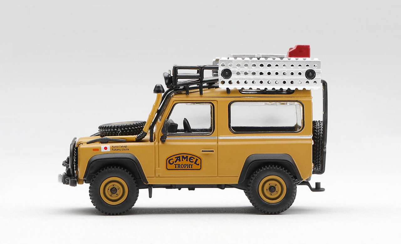 1/64 Mini GT 1985 Land Rover Defender 90 Camel Trophy Borneo Team Japan Diecast Car Model