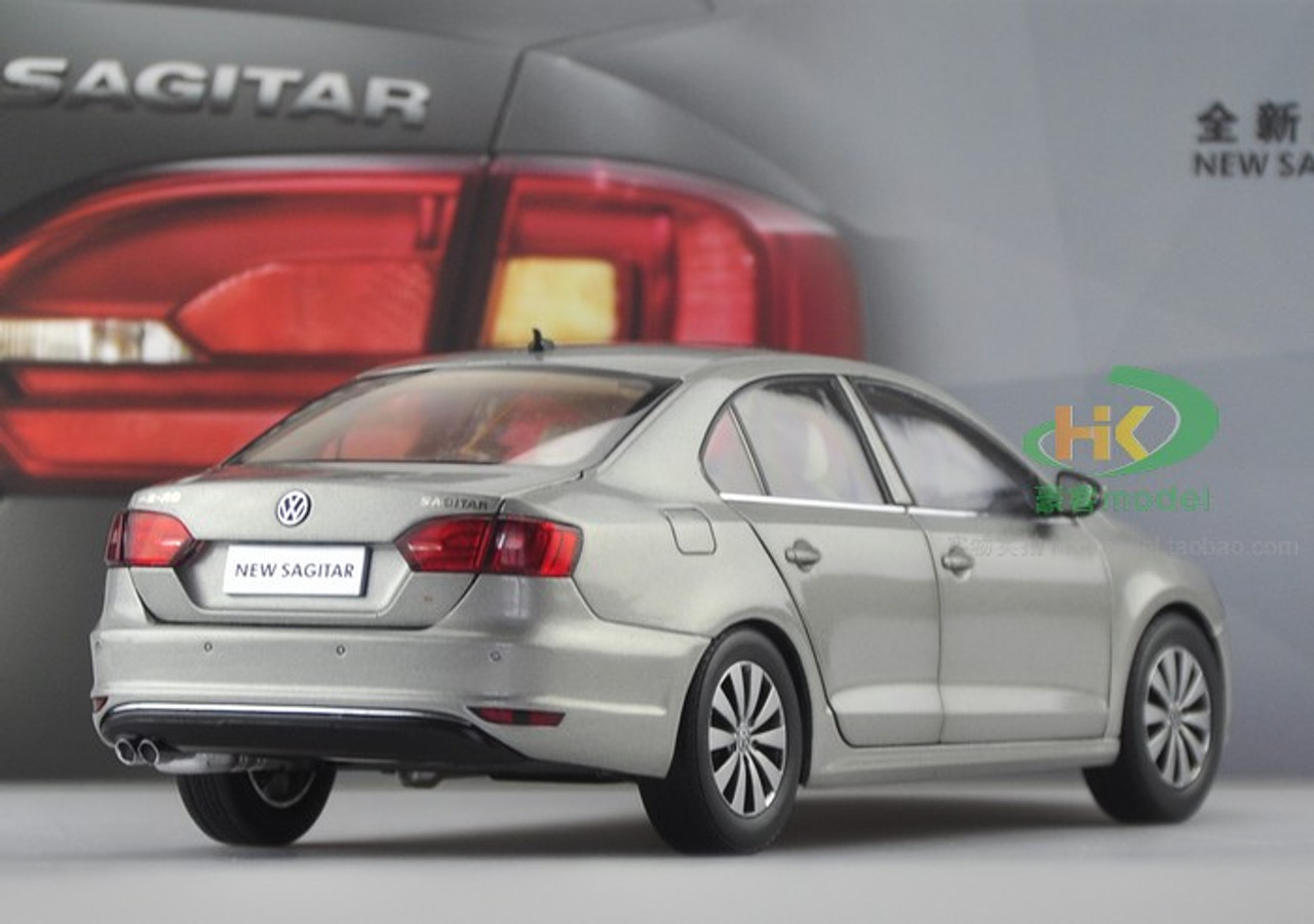 ミニカー 1/18 VW SAGITAR 2012 ブラック 1:18 2012 Chinese New Volkswagen Sagitar black color Diecast