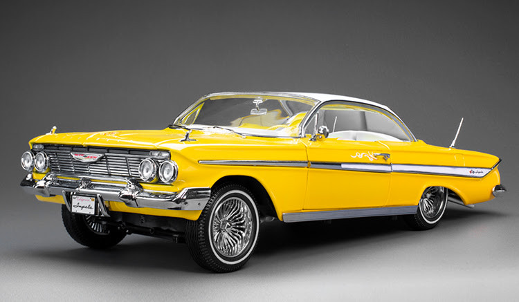 1/18 Sunstar 1961 Chevrolet Impala Hard Top Lowrider (Yellow) Diecast Car Model