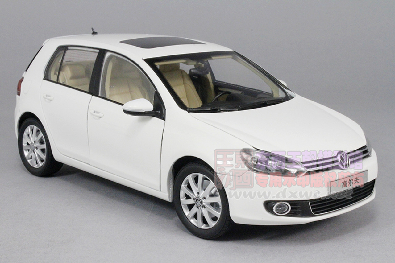 1 18 Volkswagen Vw Golf Vi 6 White Diecast Car Model Livecarmodel Com