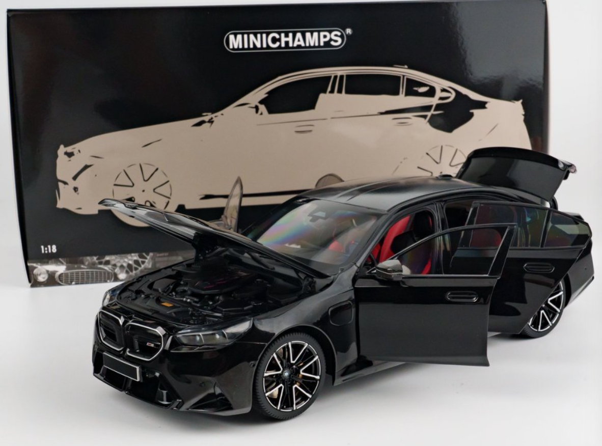 1/18 Minichamps 2024 BMW M5 G90 (Black Metallic) Diecast Car Model