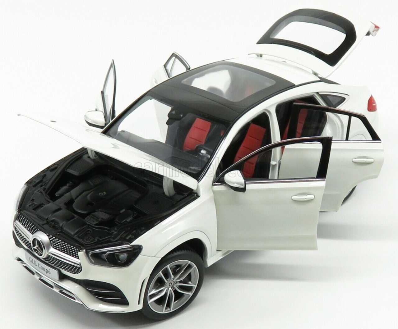 1/18 Dealer Edition Mercedes-Benz Mercedes GLE Coupe C167 AMG Line (White) Diecast Car Model