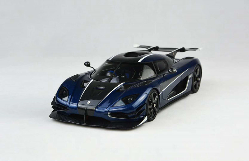 □ フロンティアート 1/18 Lamborghini Aventador LP 700-4 (シルバー