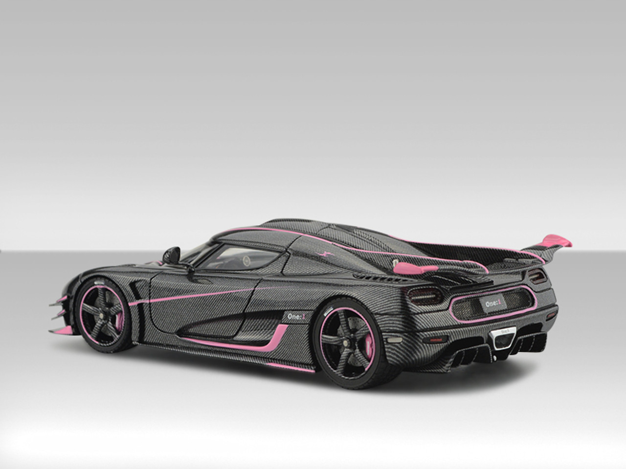 1/43 Frontiart Koenigsegg ONE:1 (Carbon Fiber Pink) Car Model Limited