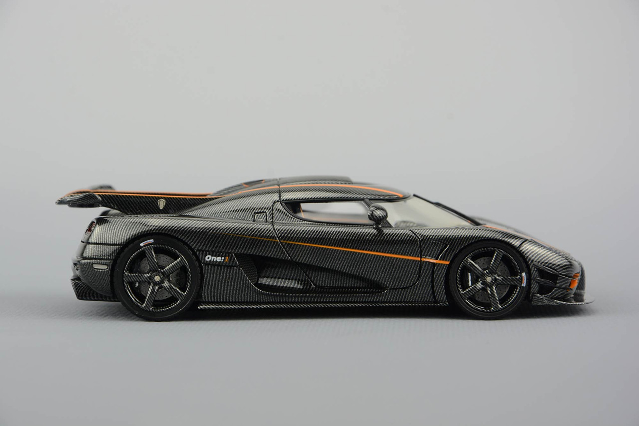 1/43 Frontiart Koenigsegg ONE:1 (Carbon Fiber Edition) Car Model Limited