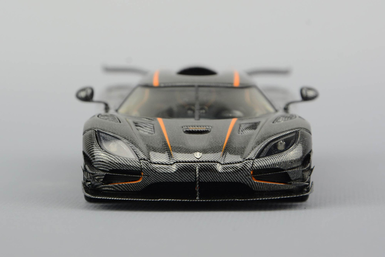 1/43 Frontiart Koenigsegg ONE:1 (Carbon Fiber Edition) Car Model Limited