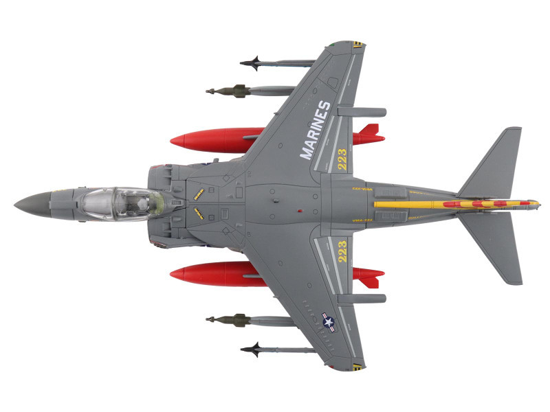 British Aerospace AV-8B Harrier II Plus Aircraft "164569 VMA-223 Bulldogs MCAS Cherry Point" (2025) United States Marine Corps "Air Power Series" 1/72 Diecast Model by Hobby Master