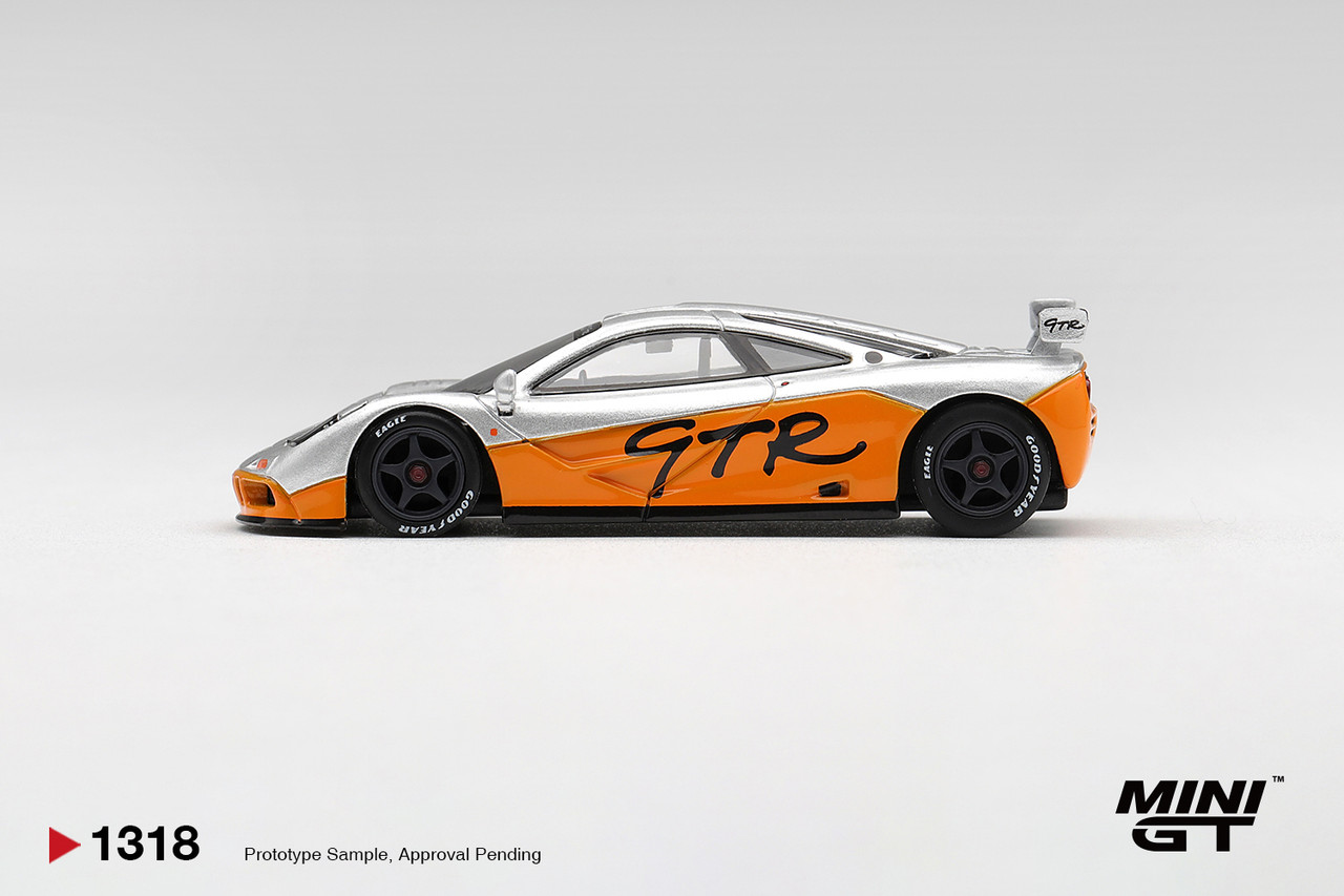 1/64 Mini GT 1995 McLaren F1 GTR Presentation (Silver & Orange