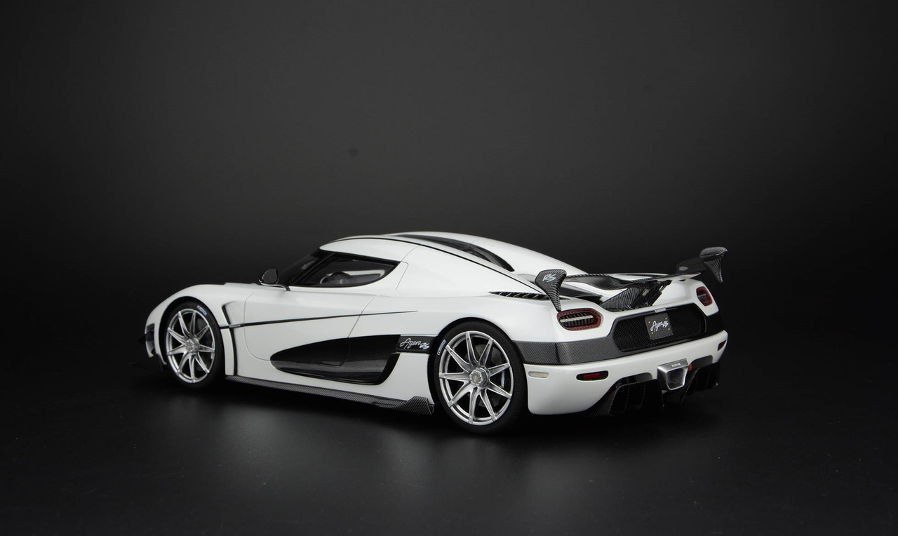 1/18 FA Frontiart Koenigsegg Agera RS (Pearl White) Resin Car Model Limited