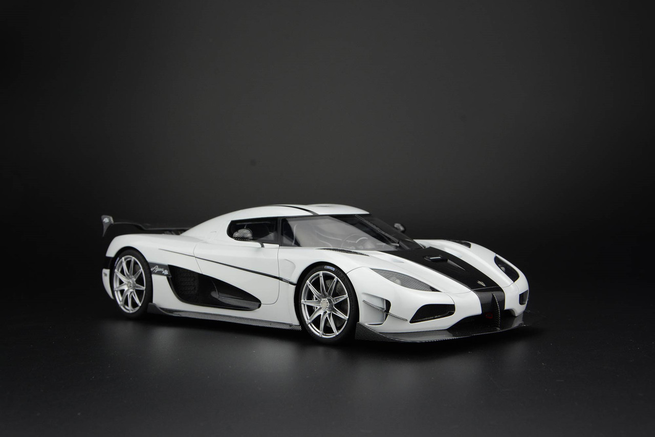 1/18 FA Frontiart Koenigsegg Agera RS (Pearl White) Resin Car Model Limited