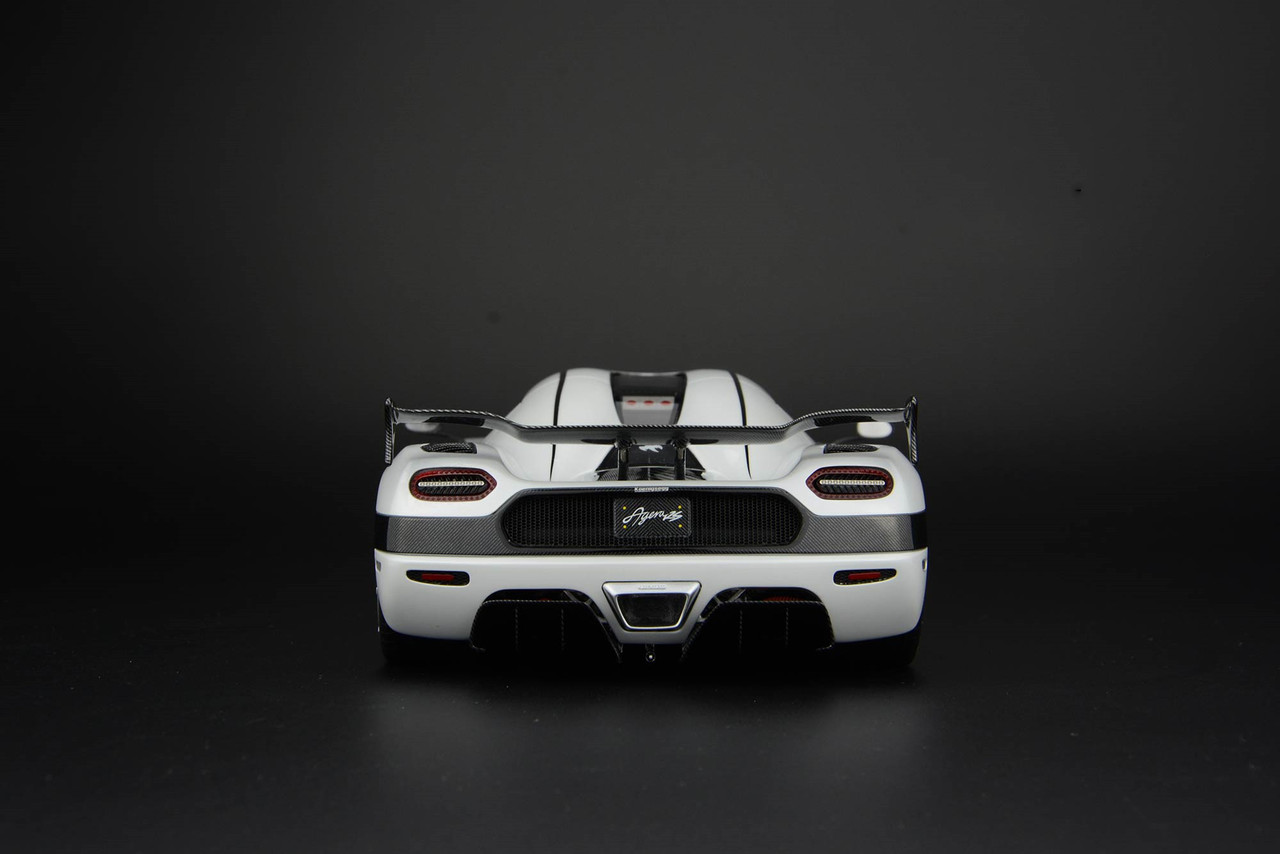 1/18 FA Frontiart Koenigsegg Agera RS (Pearl White) Resin Car