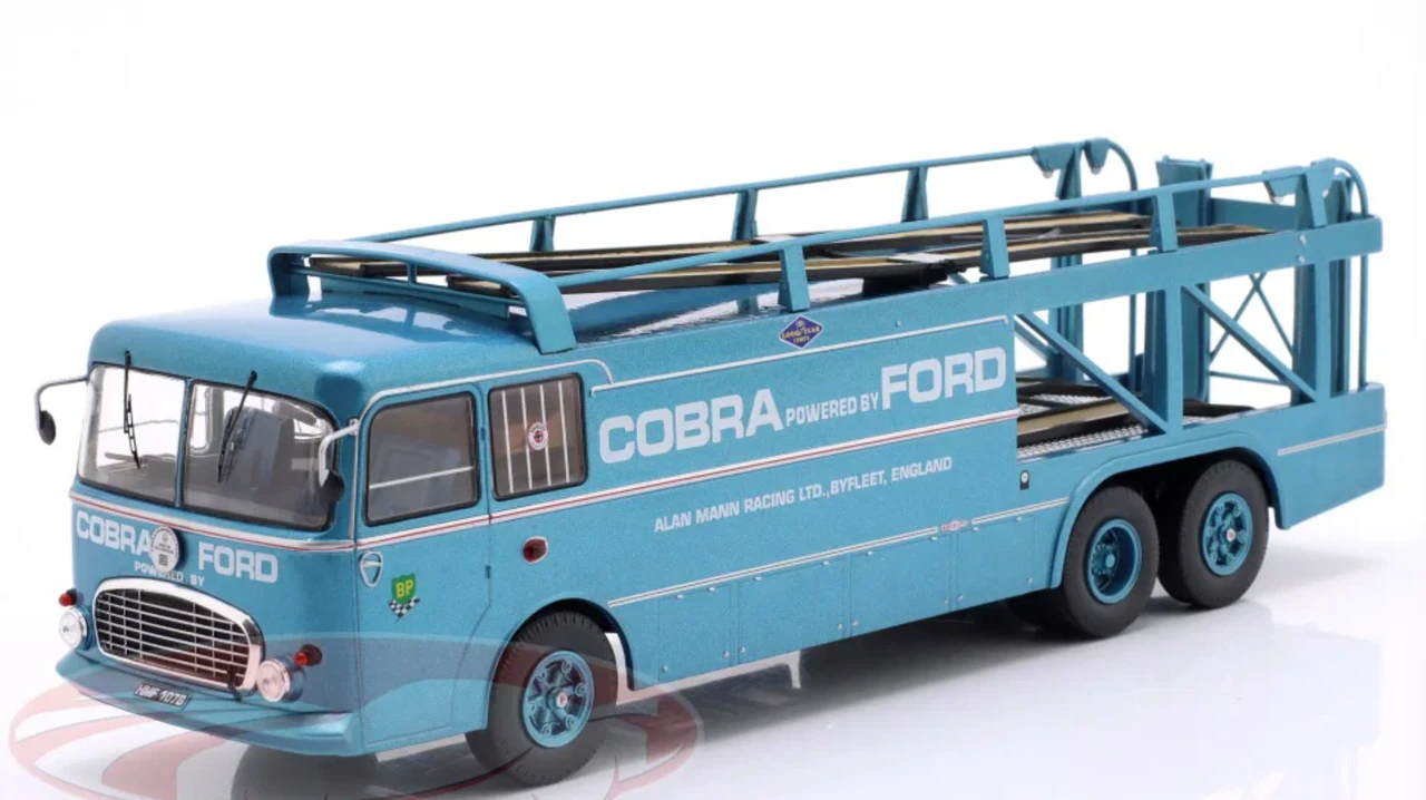 1/43 Ixo 1956 Fiat Bartoletti 306/2 Race Transporter Diecast Model
